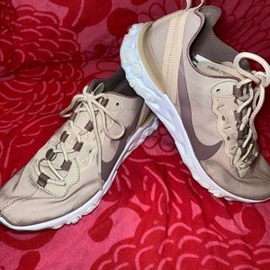 Nike React Element 87 🌸